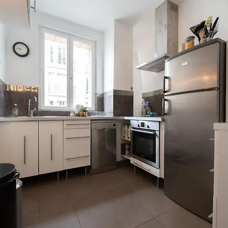 Flat In Near Sacré Coeur * Parigi